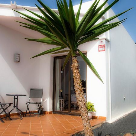 El Jardin De Juanita - Rooms Playa Blanca  Buitenkant foto